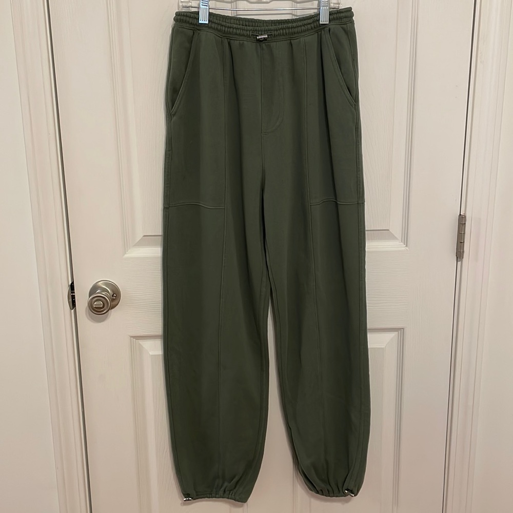 Green Abercrombie sweatpants joggers